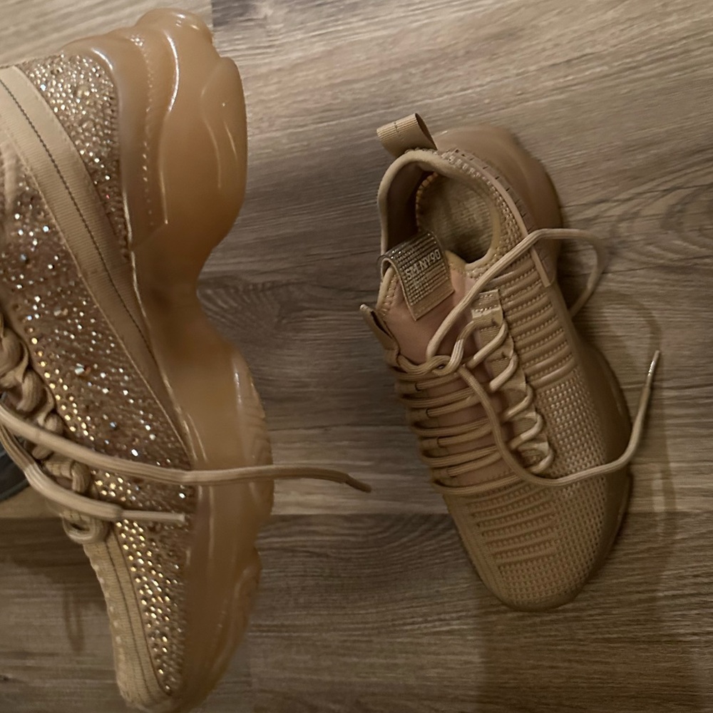 Steve Madden